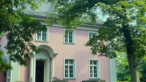 Stilvolle Villa in exponierter Lage von Berlin-Dahlem