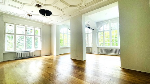 Grozgige Altbaumaisonette in denkmalgeschtzter Landhausvilla-Berlin-Grunewald