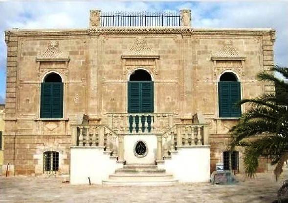 Villa d’epoca in stile liberty in Apulien