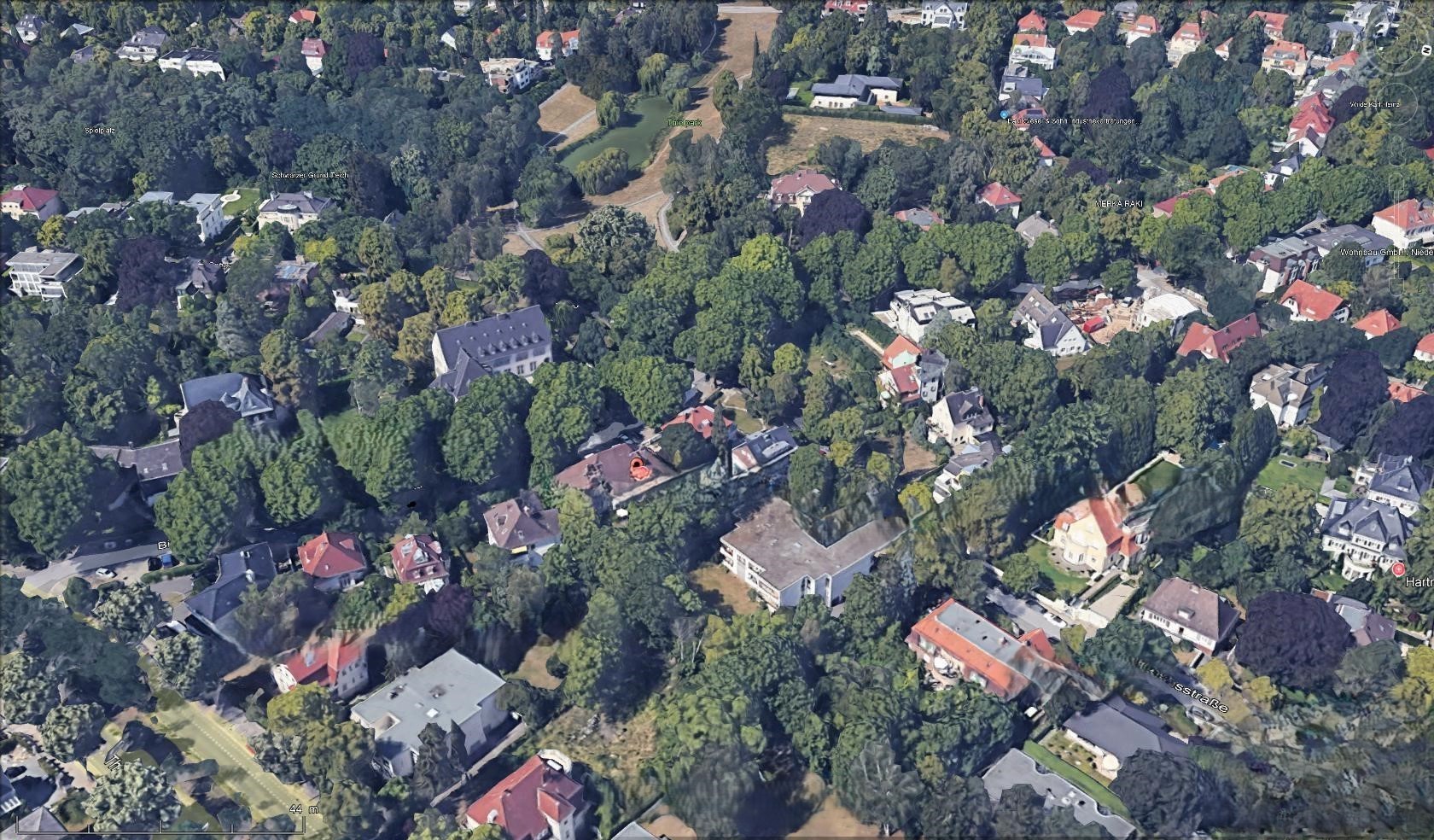 Familiengerechte Doppelhaushälfte am Thielpark in Berlin-Dahlem