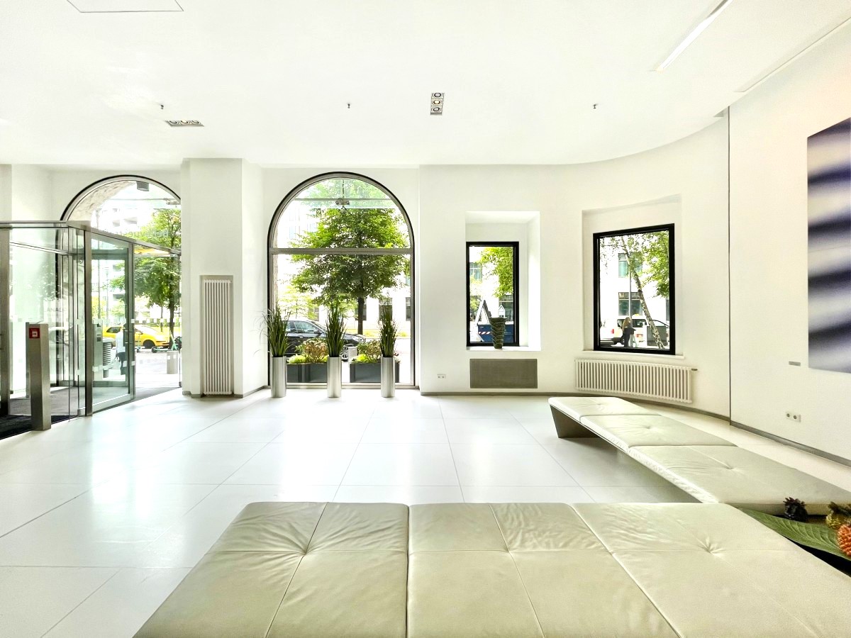  Apartment mit spektakulärem Ausblick und Concierge-Service in der Esplanade-Residenz