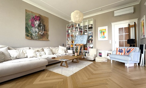 Altbauwohnung mit modernen Akzenten in Berlin-Schmargendorf