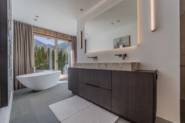 Vollmöbliertes Luxusapartment in der Berglandschaft von Kitzbühel !