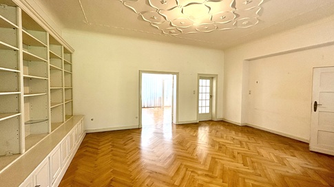 Sanierungsbedürftige 20er-Jahre- Doppelhaushälfte in 1 A-Lage von Berlin-Dahlem